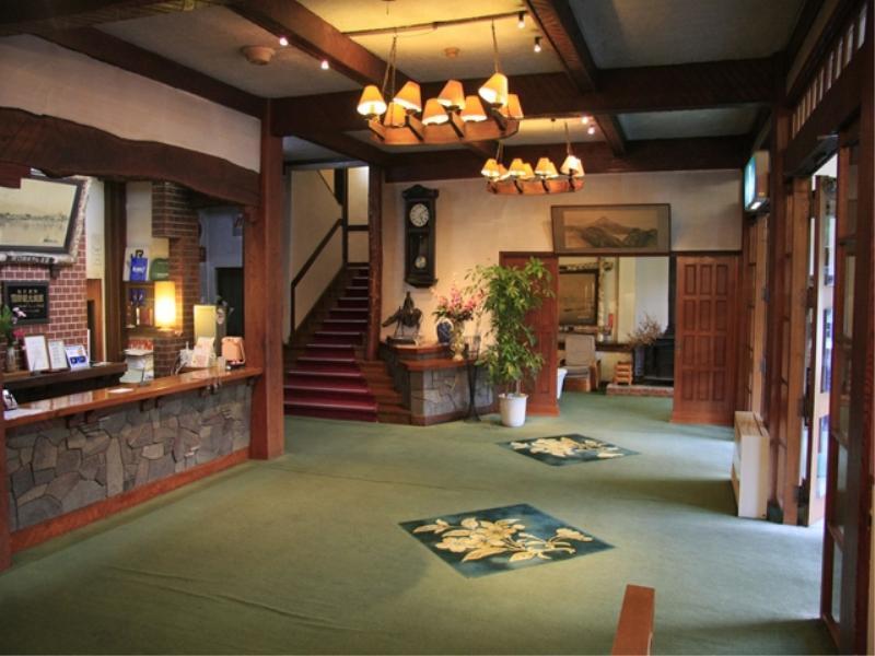 โรงแรมคาวากุจิโก โรงแรม 3*