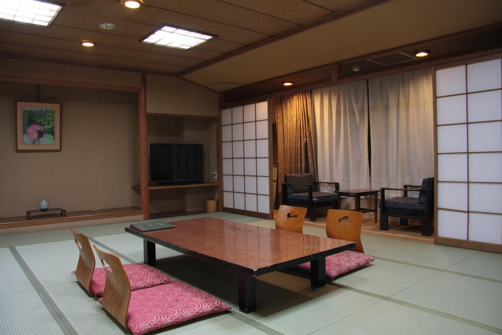 河口湖ホテル 富士河口湖町